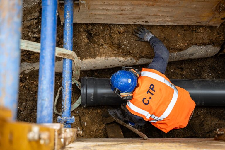 Chantier de réseau humide et raccordement